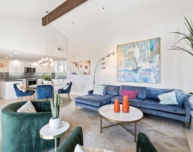 49069 Mariposa Drive - Photo Thumbnail 10