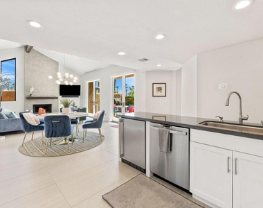 49069 Mariposa Drive - Photo Thumbnail 6