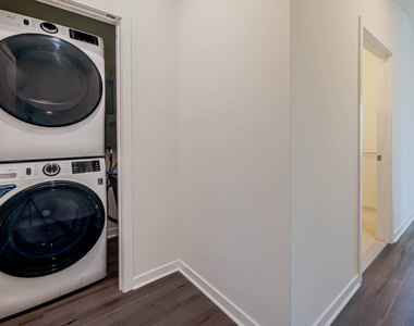 3 Westchester Park Drive - Photo Thumbnail 128