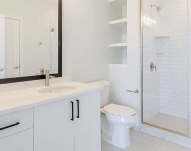 3 Westchester Park Drive - Photo Thumbnail 125