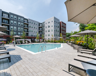 3 Westchester Park Drive - Photo Thumbnail 99