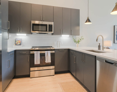 3 Westchester Park Drive - Photo Thumbnail 3