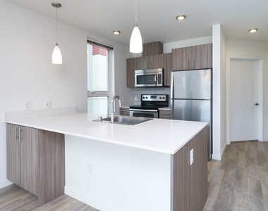 3220 California Ave Sw - Photo Thumbnail 9