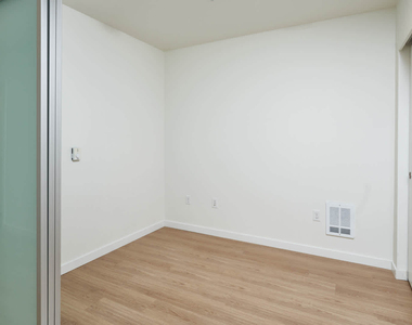 3220 California Ave Sw - Photo Thumbnail 20