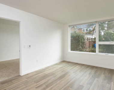 3220 California Ave Sw - Photo Thumbnail 15
