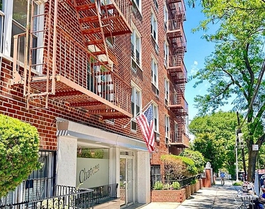 57th Street - Photo Thumbnail 6