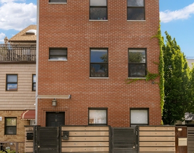Wolcott Street - Photo Thumbnail 14