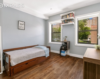 Wolcott Street - Photo Thumbnail 10