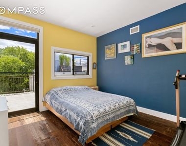 Wolcott Street - Photo Thumbnail 7