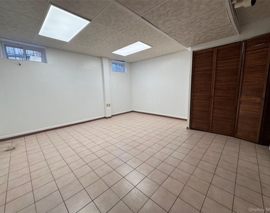 14749 28th Avenue - Photo Thumbnail 22