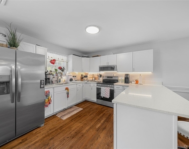 39 Seymour Drive - Photo Thumbnail 12
