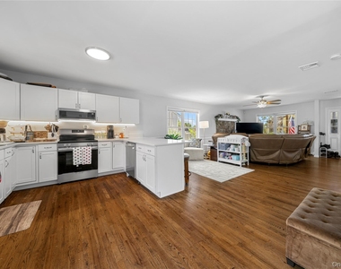 39 Seymour Drive - Photo Thumbnail 14