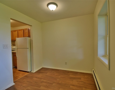51 Leroy Place - Photo Thumbnail 2