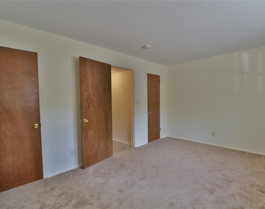 51 Leroy Place - Photo Thumbnail 3