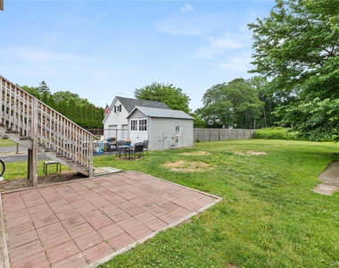 10 Dale Drive - Photo Thumbnail 13
