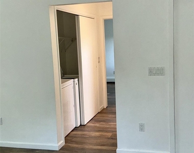 31 Cottage Drive - Photo Thumbnail 9