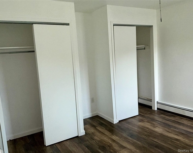 31 Cottage Drive - Photo Thumbnail 8