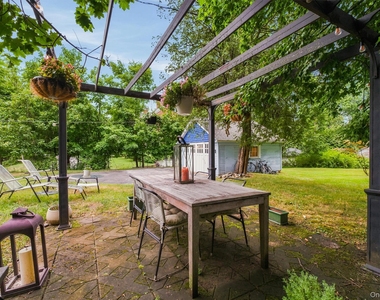 108 Hooker Avenue - Photo Thumbnail 38