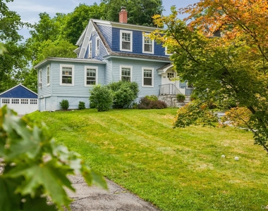 108 Hooker Avenue - Photo Thumbnail 4