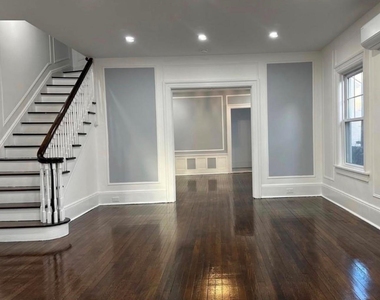 319 N Fulton Avenue - Photo Thumbnail 4