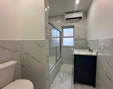 319 N Fulton Avenue - Photo Thumbnail 6