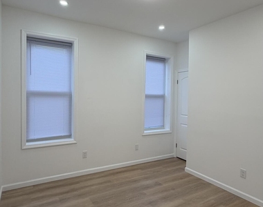305 2nd Street - Photo Thumbnail 12