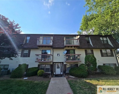 138 Orlando Street - Photo Thumbnail 10