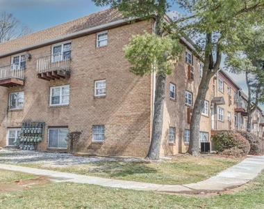 204 College Drive - Photo Thumbnail 14