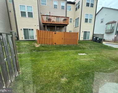 203 Spotswood Street - Photo Thumbnail 6
