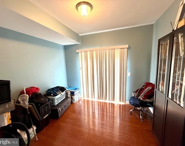203 Spotswood Street - Photo Thumbnail 4