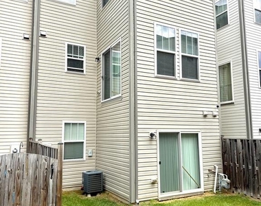 203 Spotswood Street - Photo Thumbnail 31