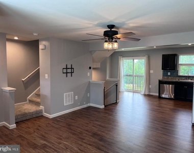 35202 Sara Court - Photo Thumbnail 10