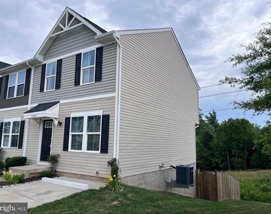 35202 Sara Court - Photo Thumbnail 5