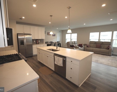 21480 Mount Sterling Terrace - Photo Thumbnail 1