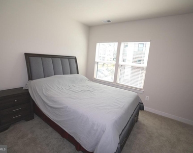 21480 Mount Sterling Terrace - Photo Thumbnail 10