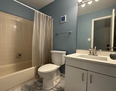 1975 Lakeport Way - Photo Thumbnail 24
