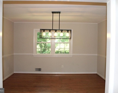 3606 Barkley Drive - Photo Thumbnail 12