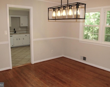 3606 Barkley Drive - Photo Thumbnail 13