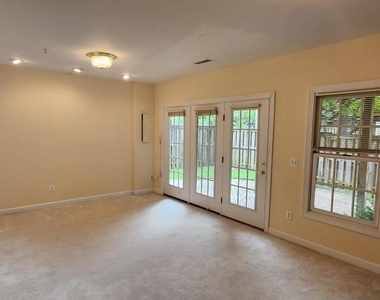 8021 Kidwell Town Court - Photo Thumbnail 25