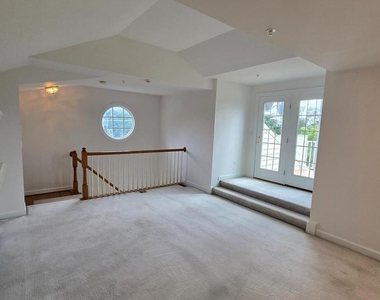 8021 Kidwell Town Court - Photo Thumbnail 17
