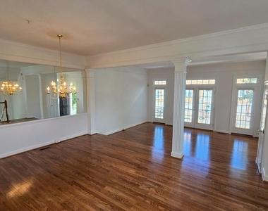 8021 Kidwell Town Court - Photo Thumbnail 6