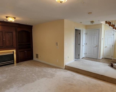 8021 Kidwell Town Court - Photo Thumbnail 24