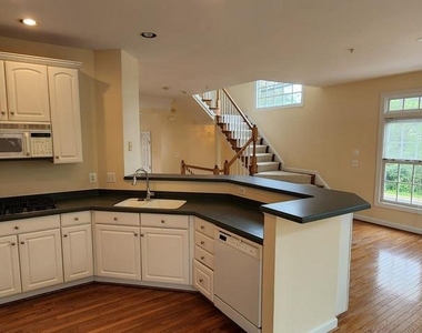 8021 Kidwell Town Court - Photo Thumbnail 9
