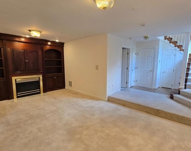 8021 Kidwell Town Court - Photo Thumbnail 19