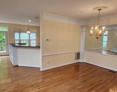 8021 Kidwell Town Court - Photo Thumbnail 10