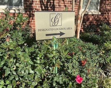 1530 Spring Gate Drive - Photo Thumbnail 25