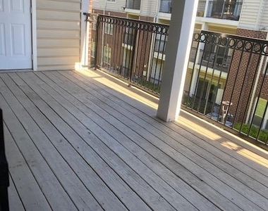 1530 Spring Gate Drive - Photo Thumbnail 11