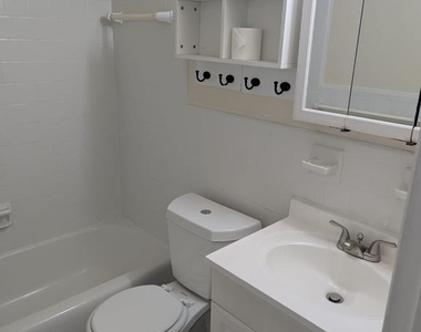 3210 S 28th Street - Photo Thumbnail 8