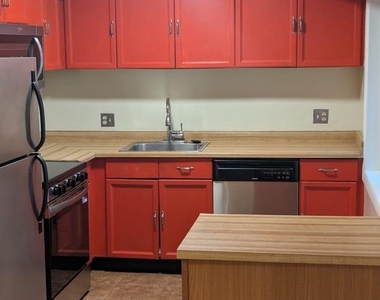 3210 S 28th Street - Photo Thumbnail 12