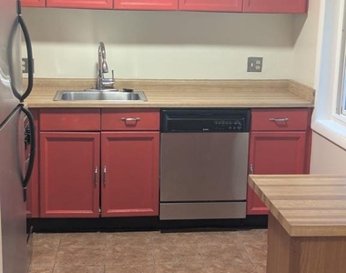 3210 S 28th Street - Photo Thumbnail 1